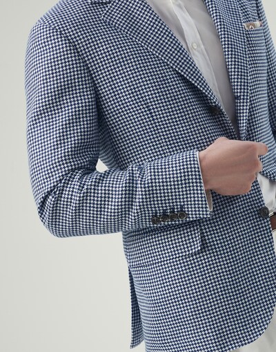 Single Breasted Blazer - Detail view