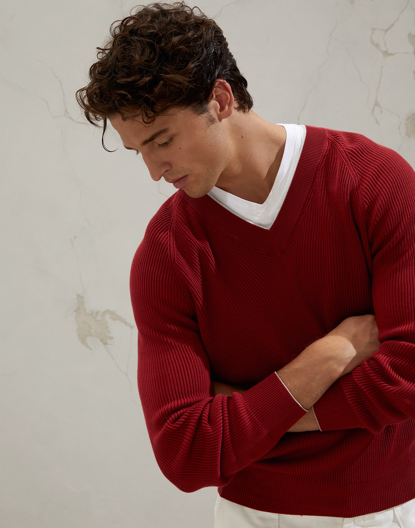V-neck - Back view