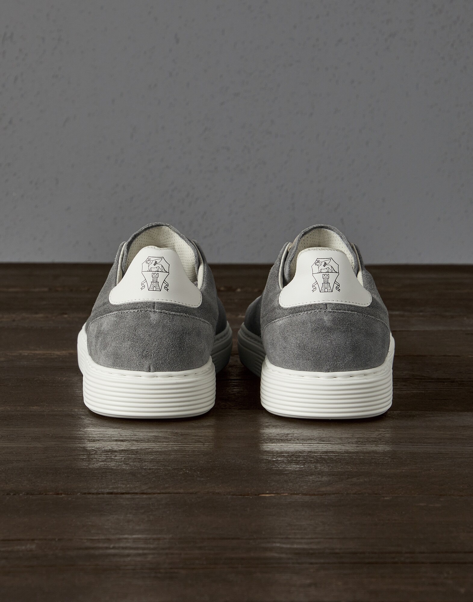 Sneakers - Back view