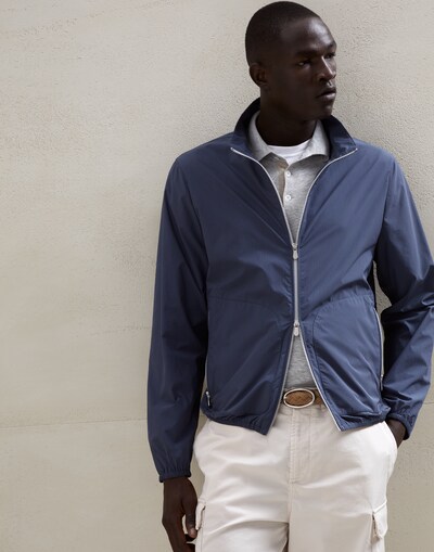 Vêtements Outerwear - Vue frontale