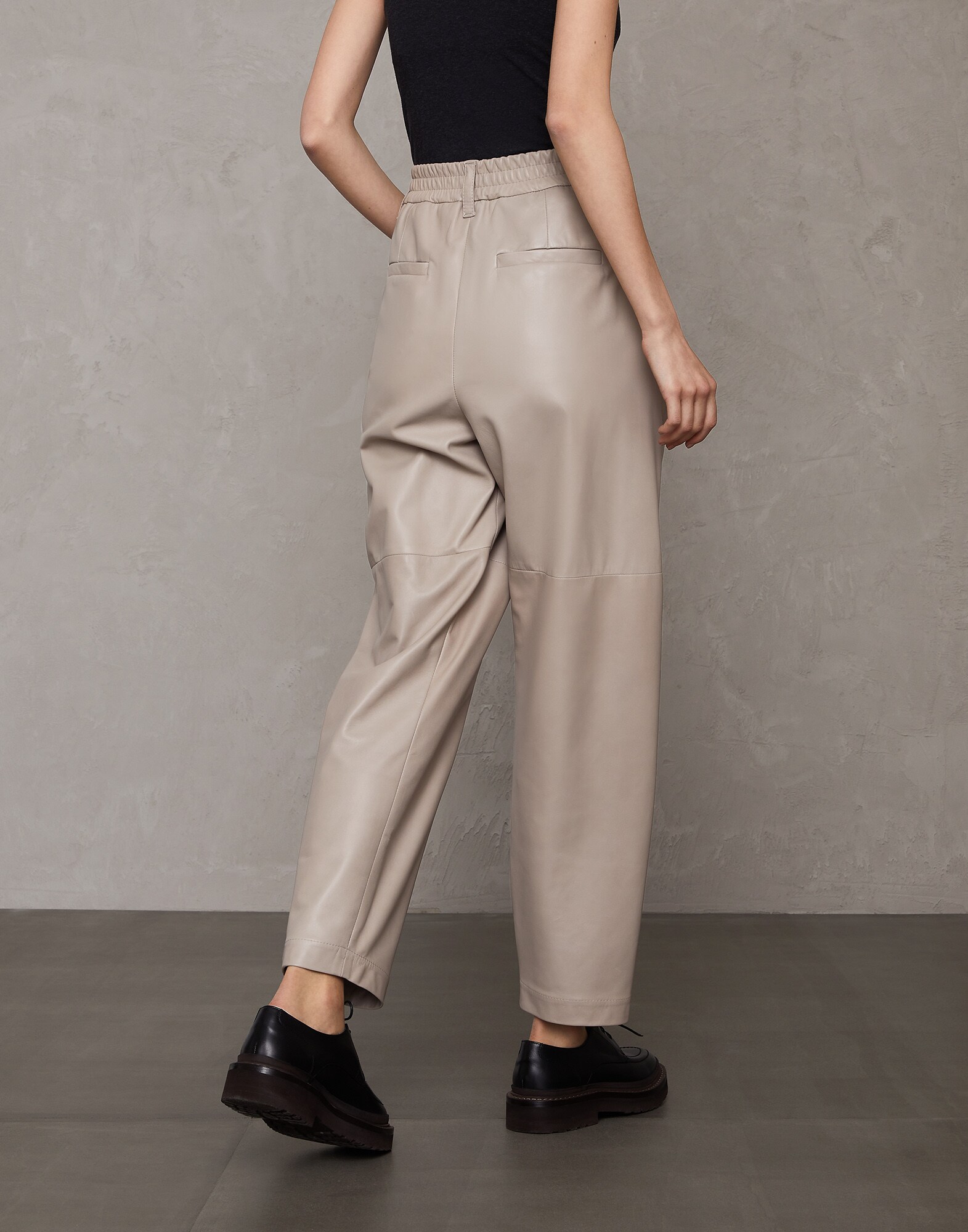 Pantalones Jogger - Vista trasera