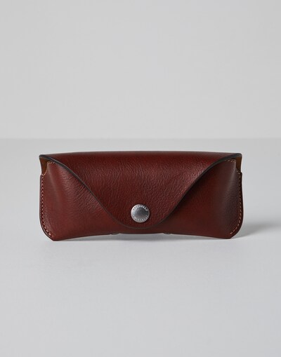 Life Attitude Accessories - Front view