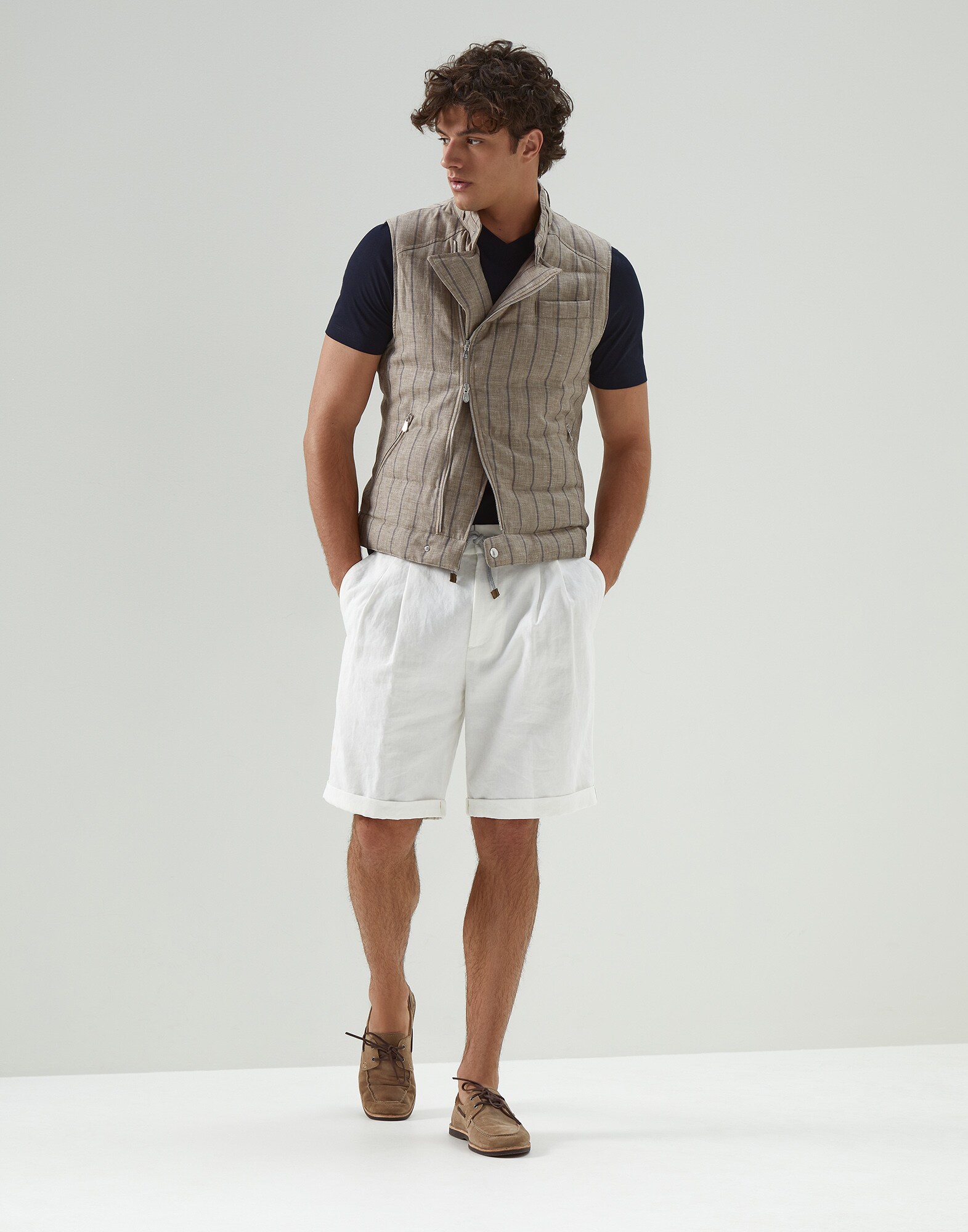 Short Sleeve T-Shirt - Full look