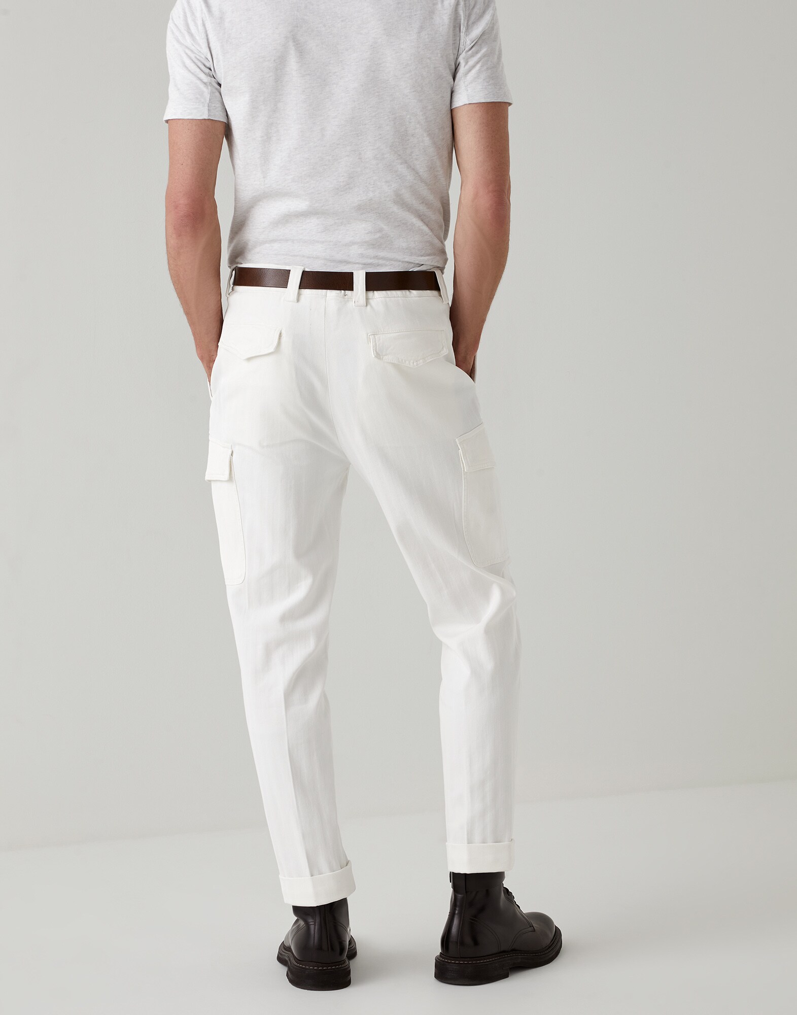 Leisure - Back view