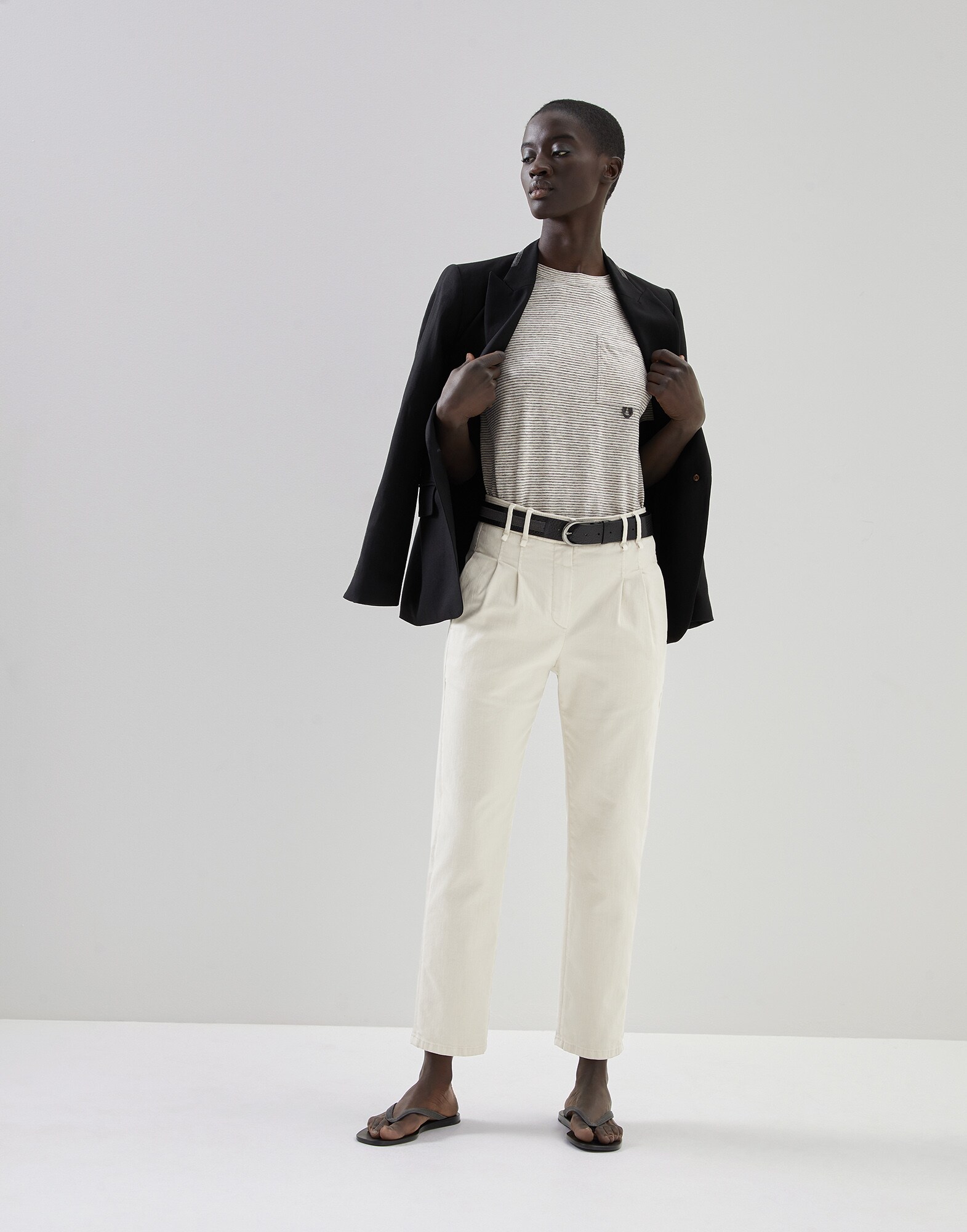 Short Sleeve T-Shirt - Full look