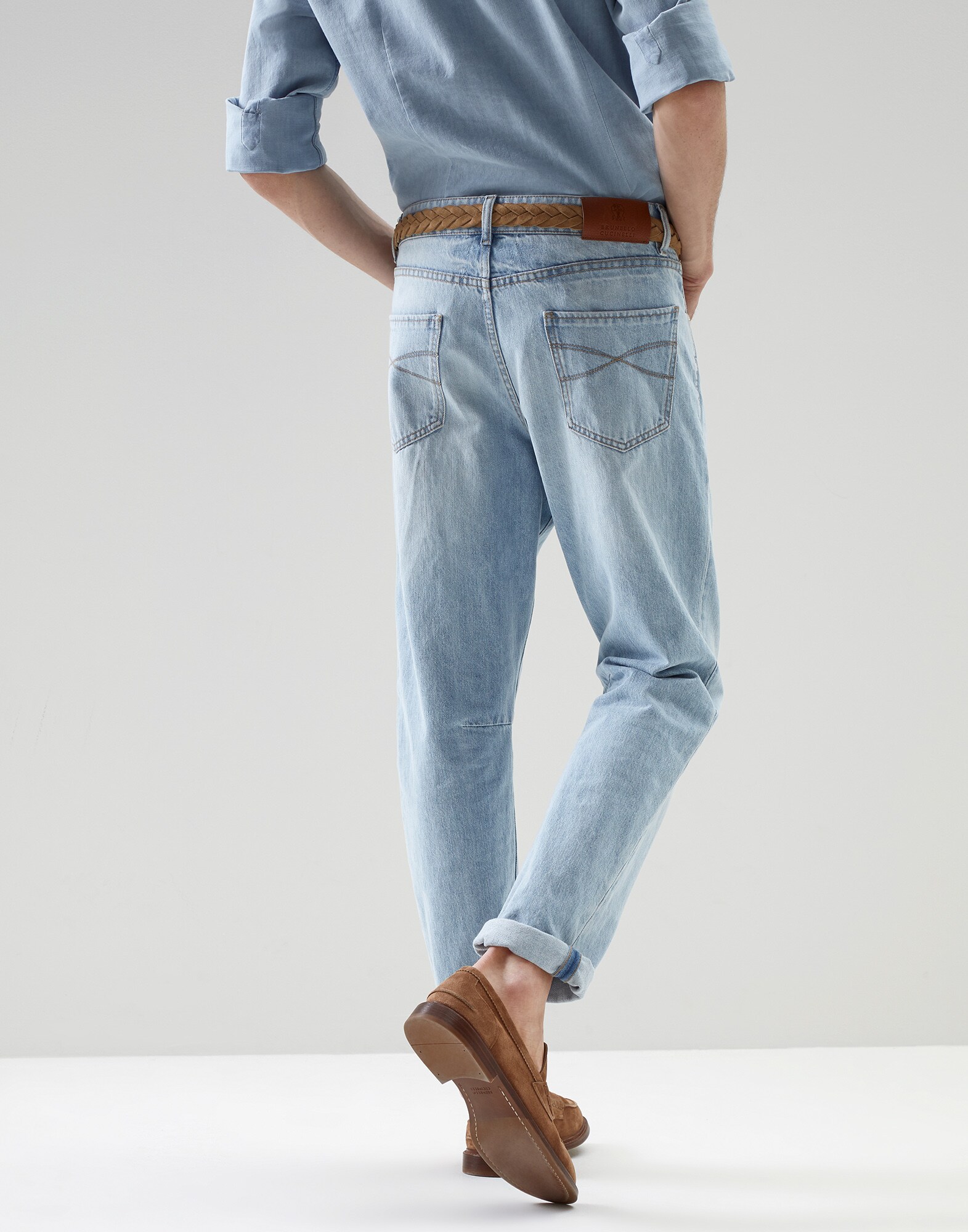 Leisure - Back view