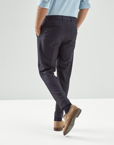 Flat front - Back view