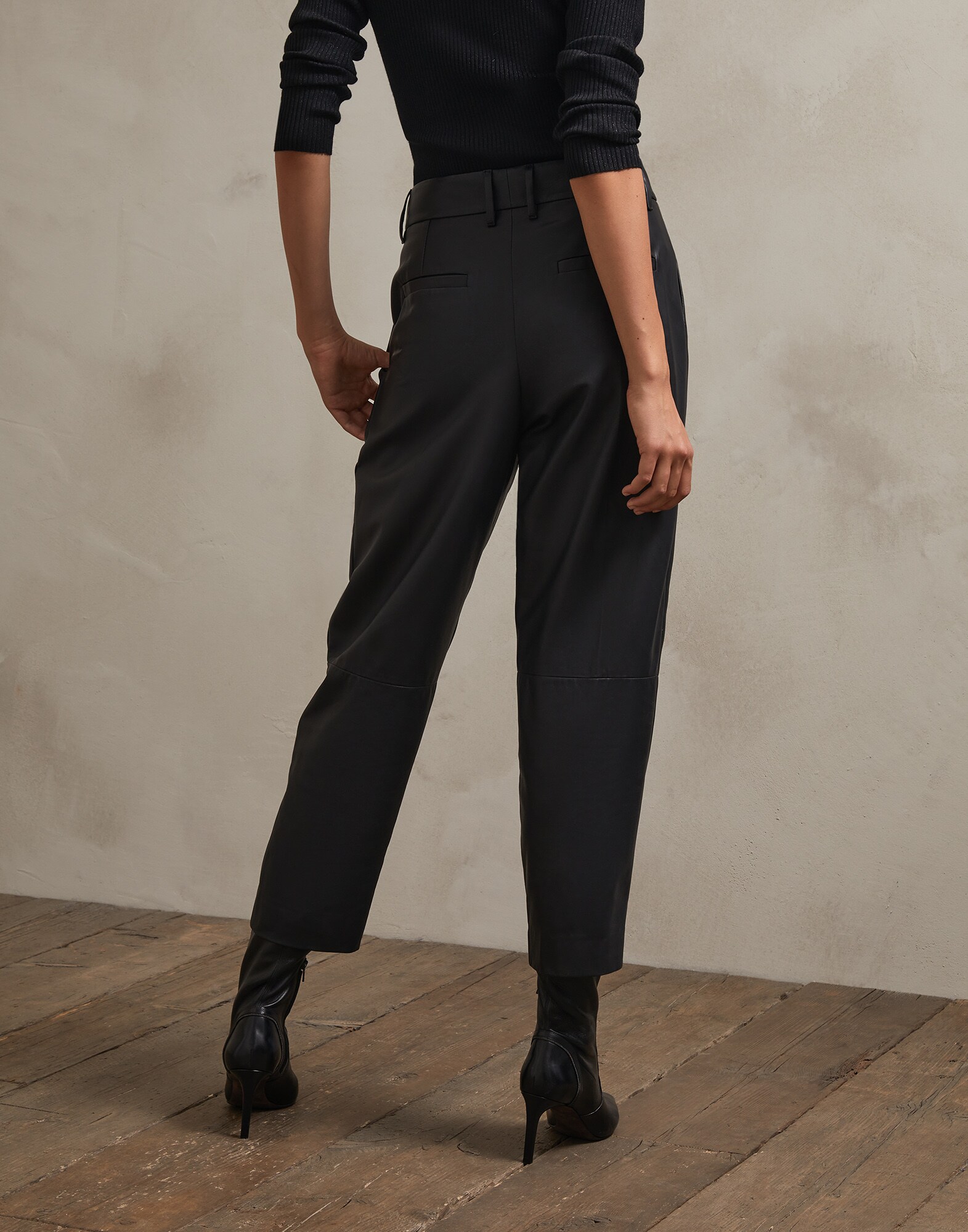 Pantalones de Piel - Back