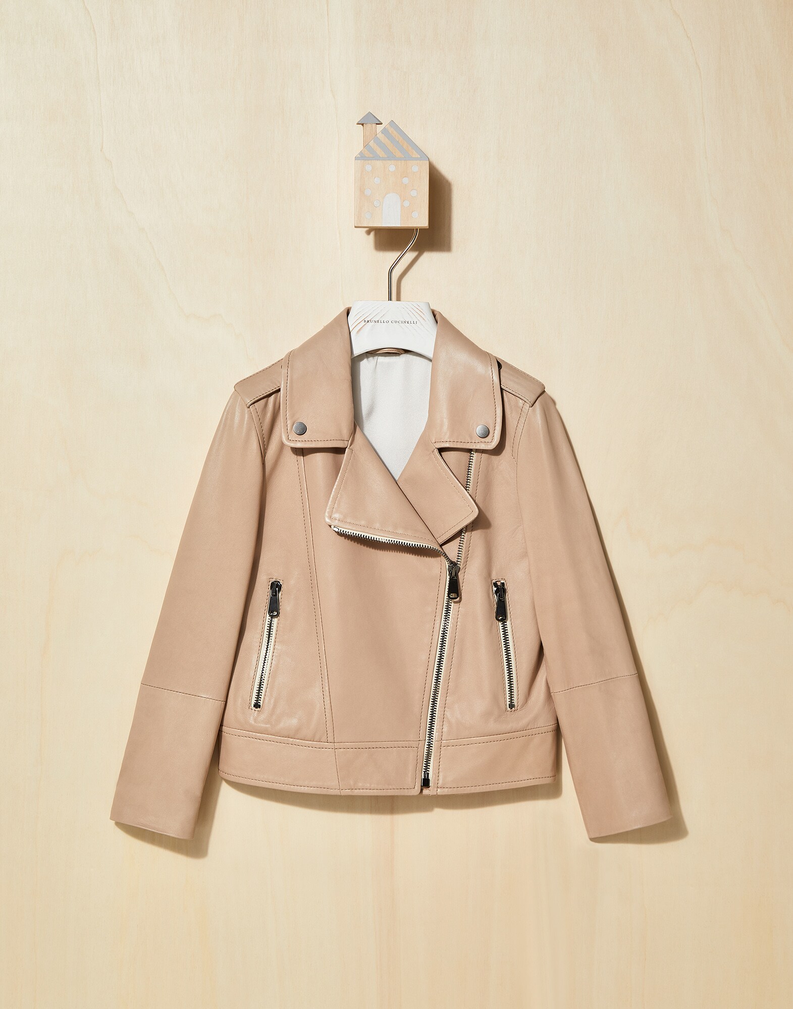 Leather - Front view