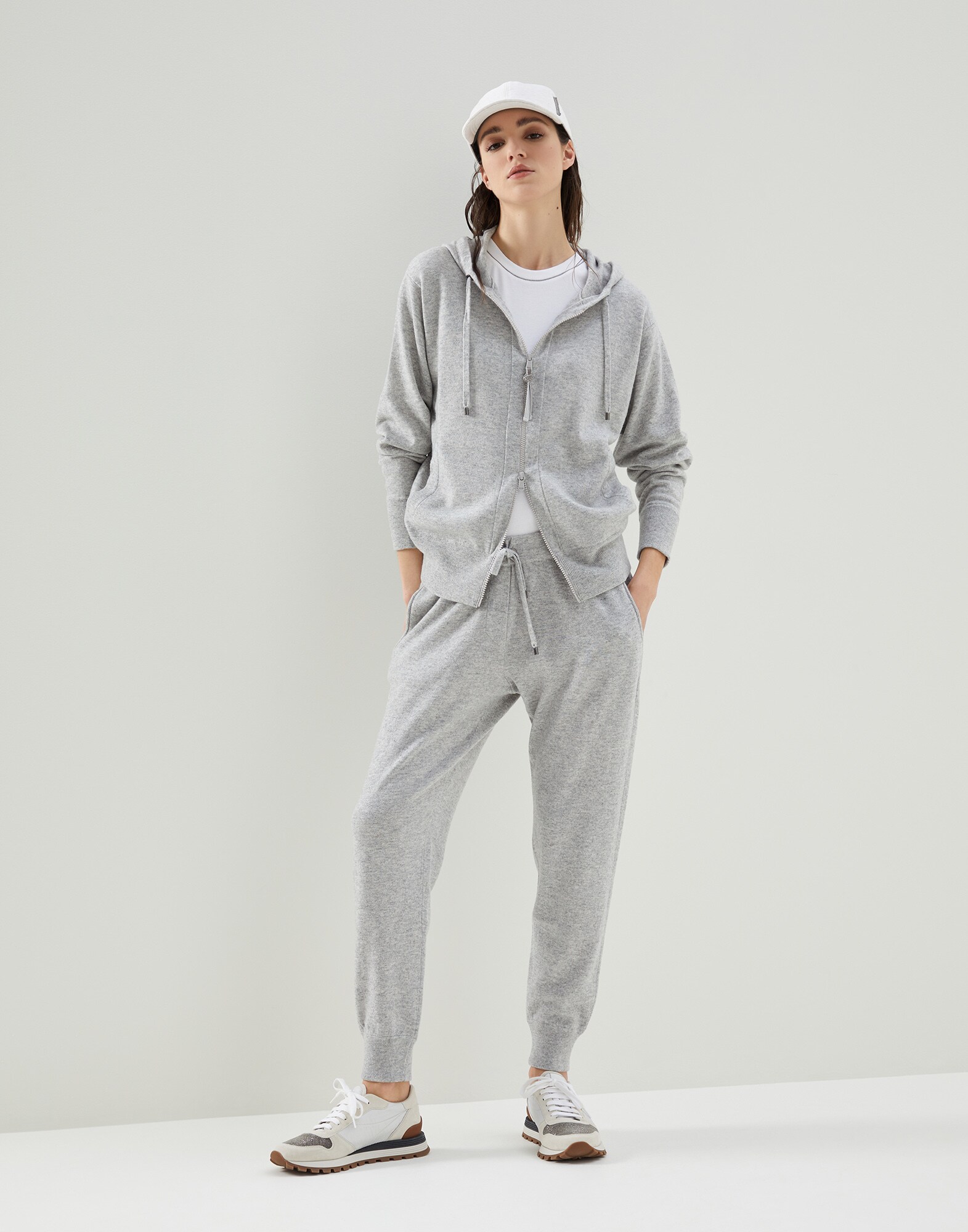 Sweatpants - Full look