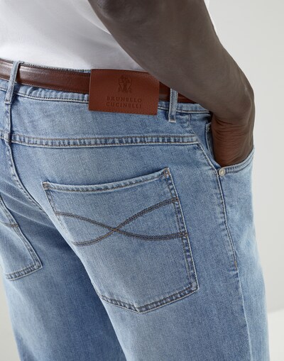 Pantalón cinco bolsillos corte ajustado Denim Ultraclaro Hombre - Brunello Cucinelli 