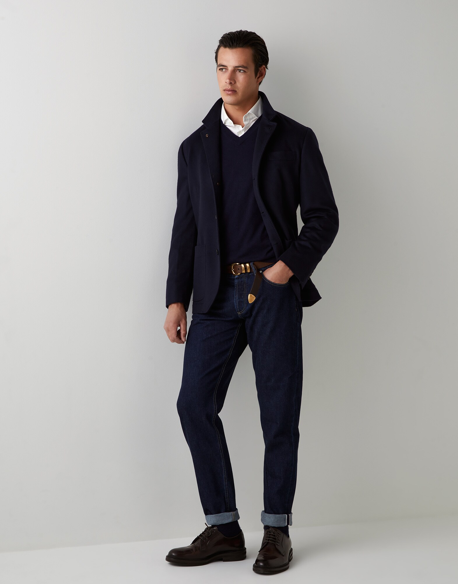 V-neck - Full look