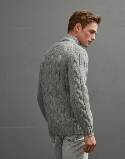 Cardigan mit Reißverschluss - Rückansicht