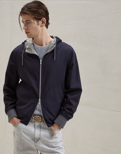 Vêtements Outerwear - Vue frontale