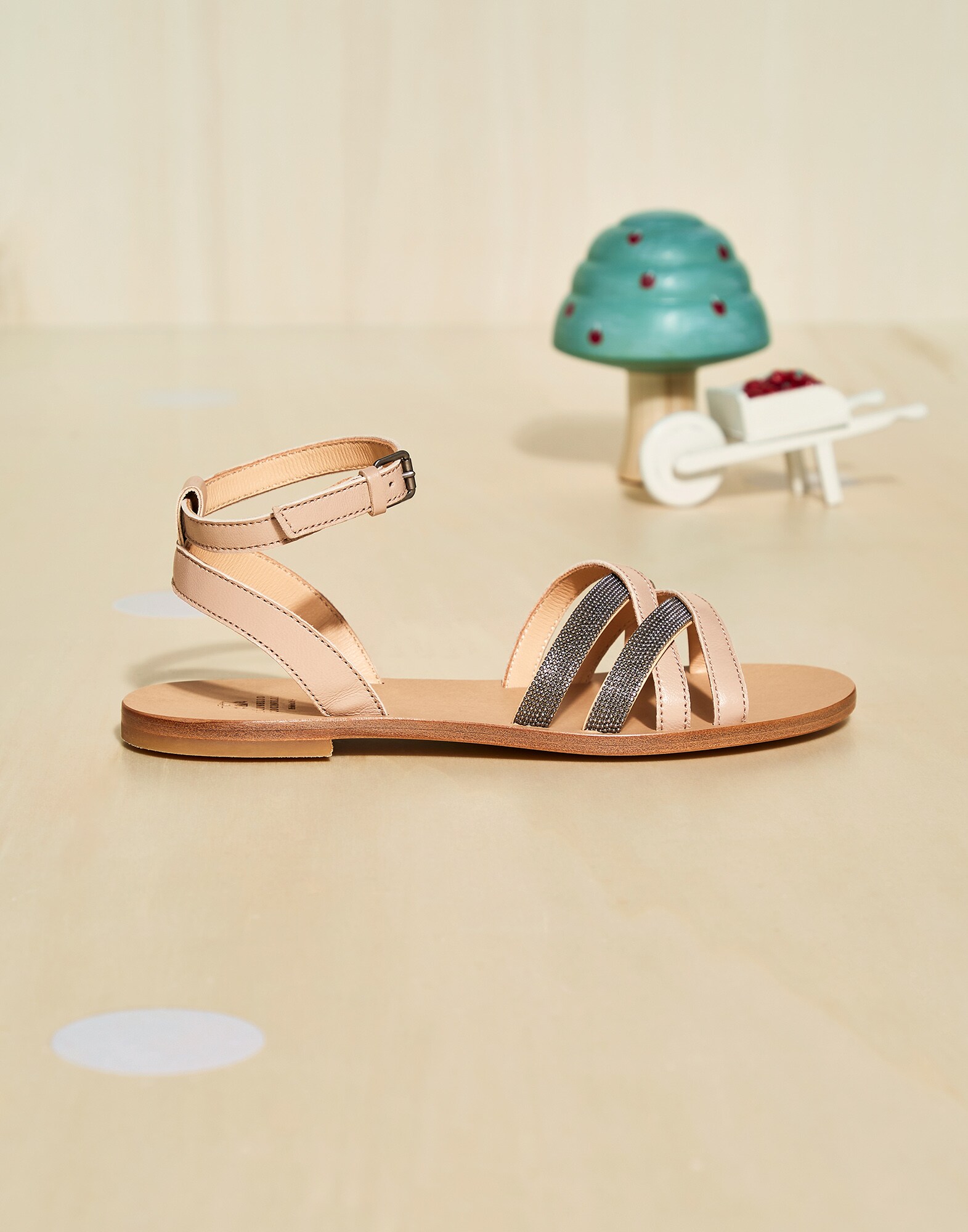 Sandals - Editorial view