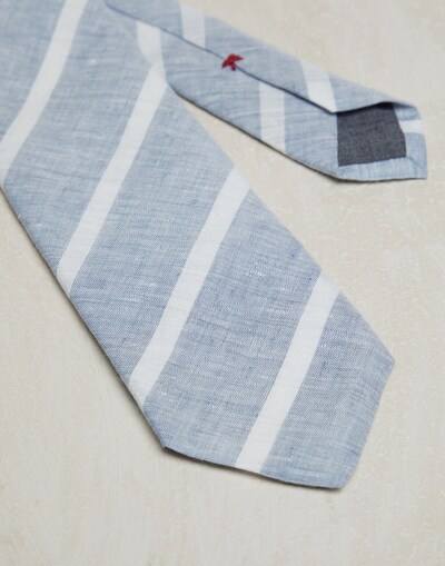 Tie - Back view