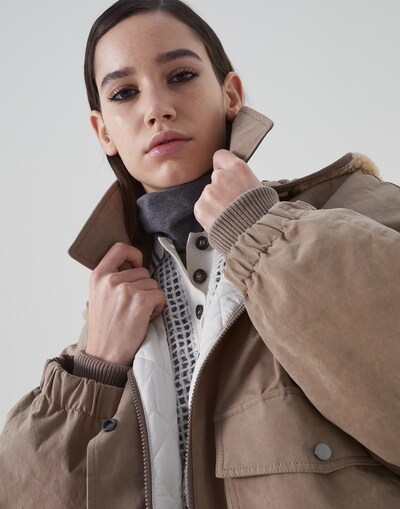 Vêtements Outerwear - Vue éditoriale