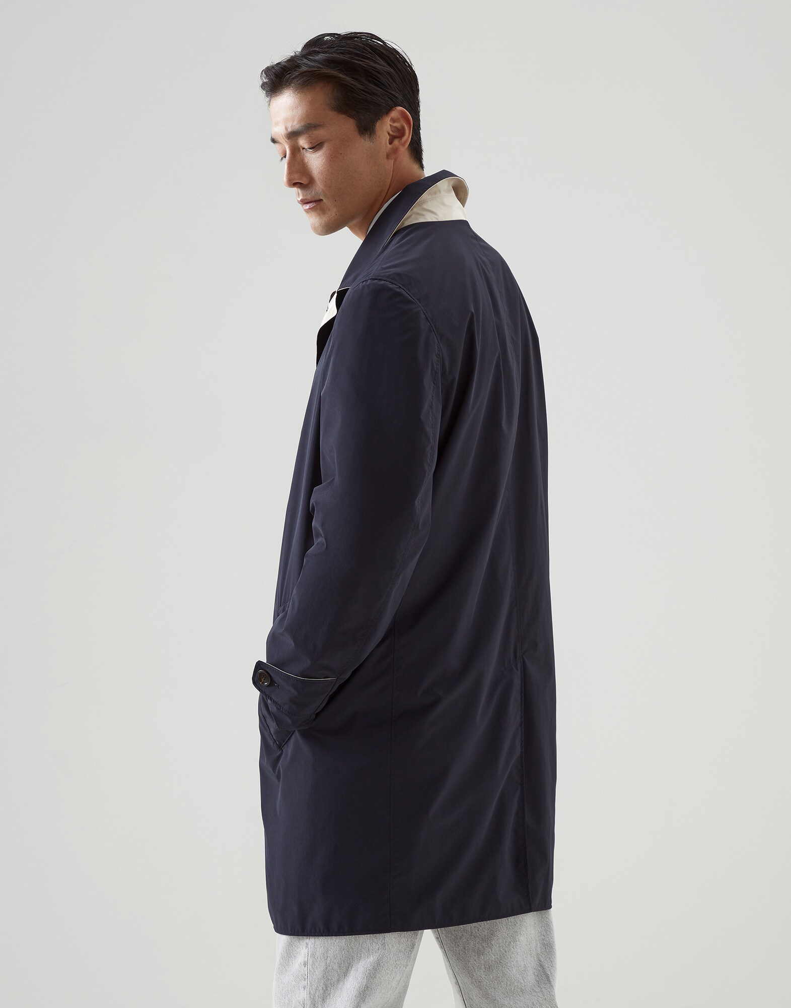 Outerwear - Vista trasera