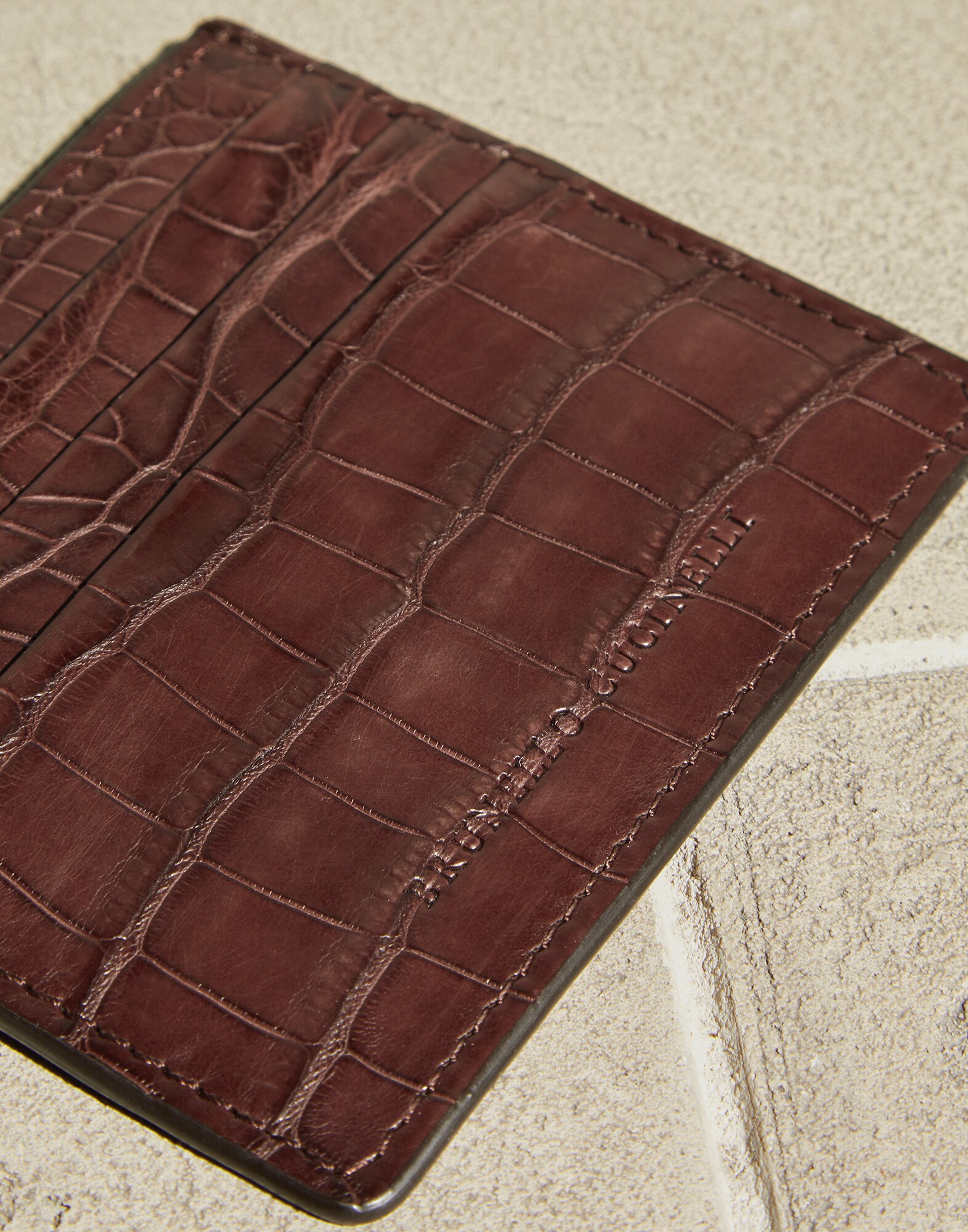 Card Holder - Full look