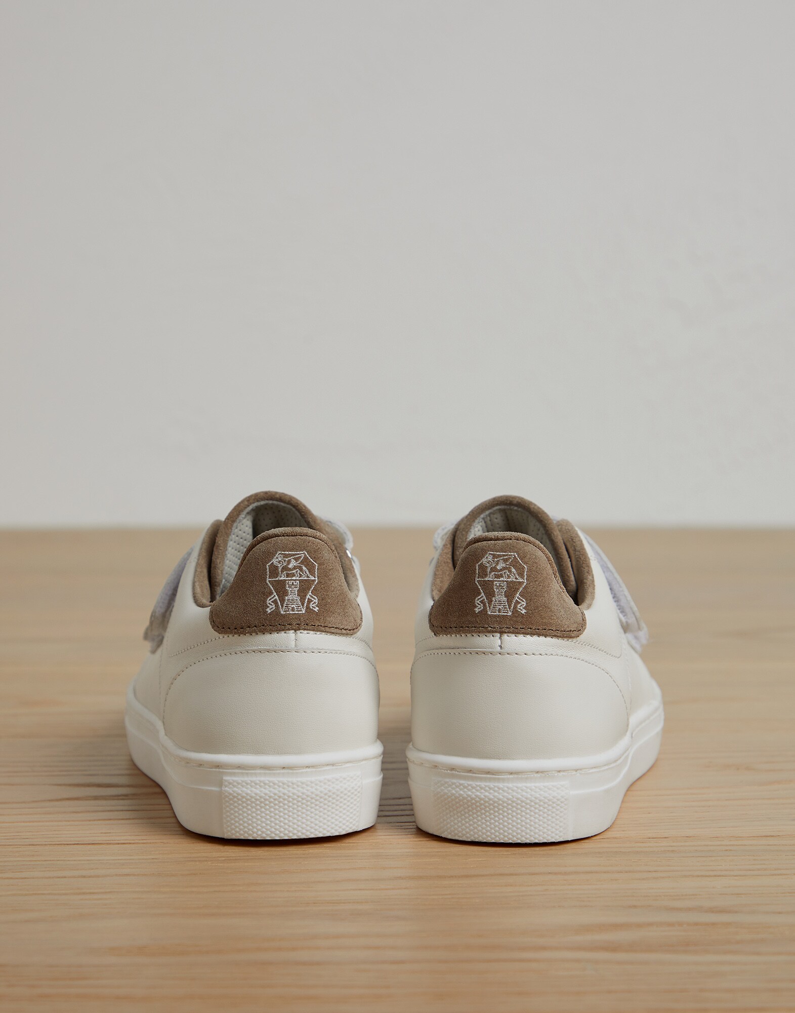 Sneakers - Back view