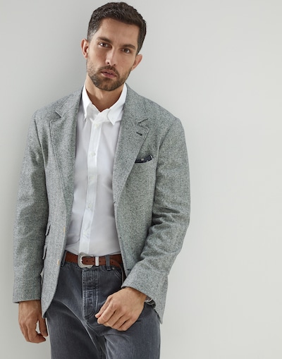 Chaqueta de Botonadura Simple - Vista editorial