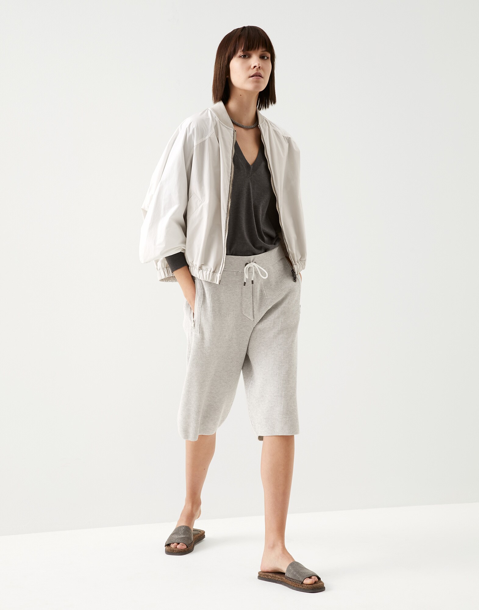Col V - Vue tenue complète