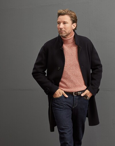 Coat - Editorial view
