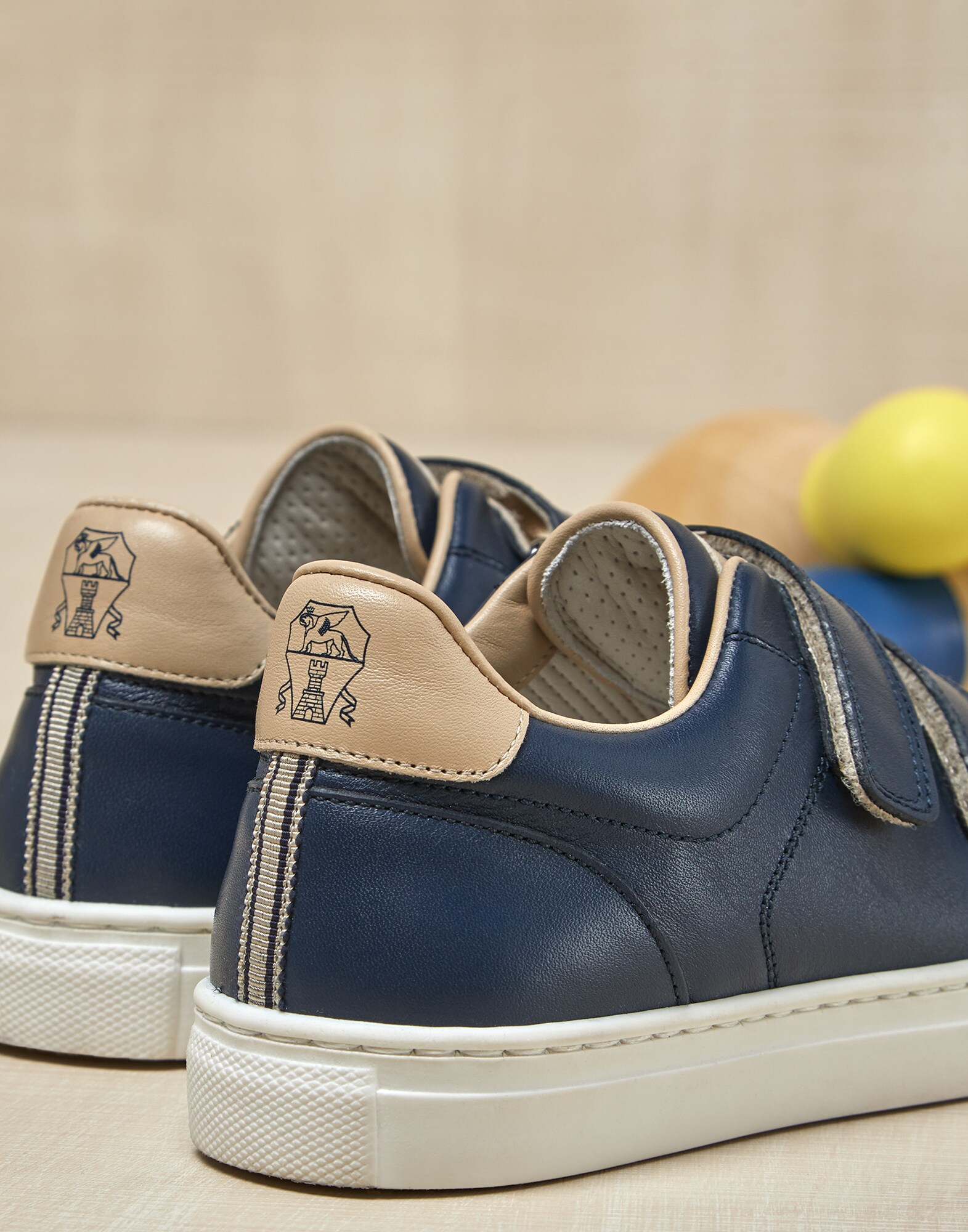 Sneakers - Detail