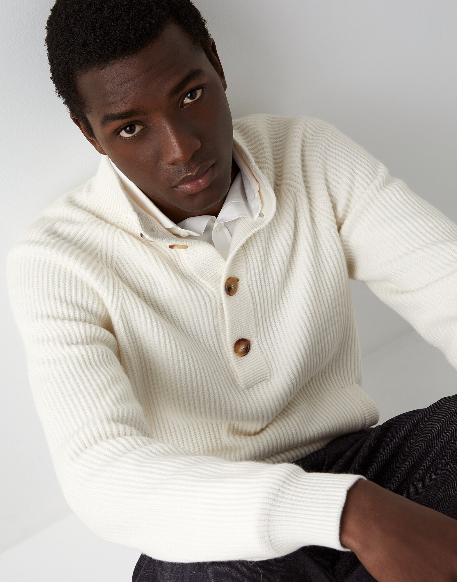 Turtleneck - Editorial view