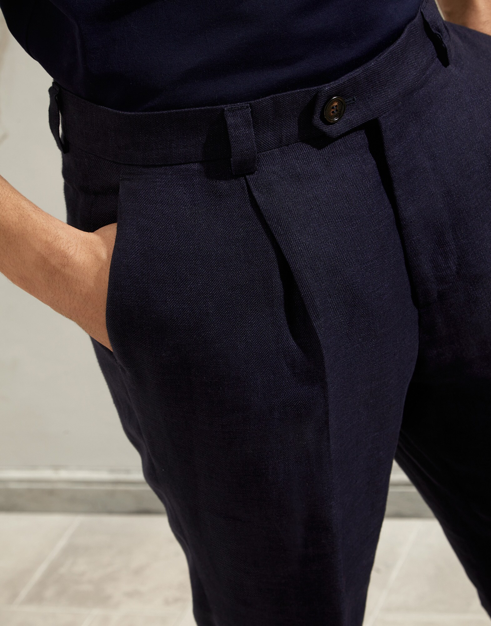 Trousers - Detail view