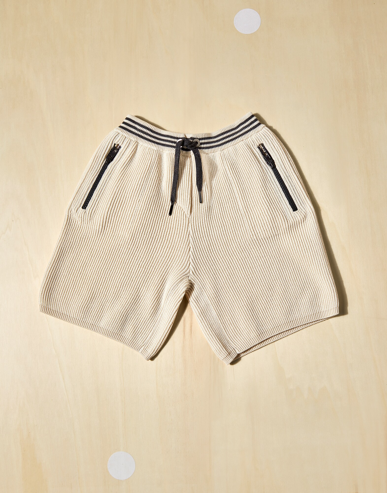 Bermudas y Shorts - Vista frontal