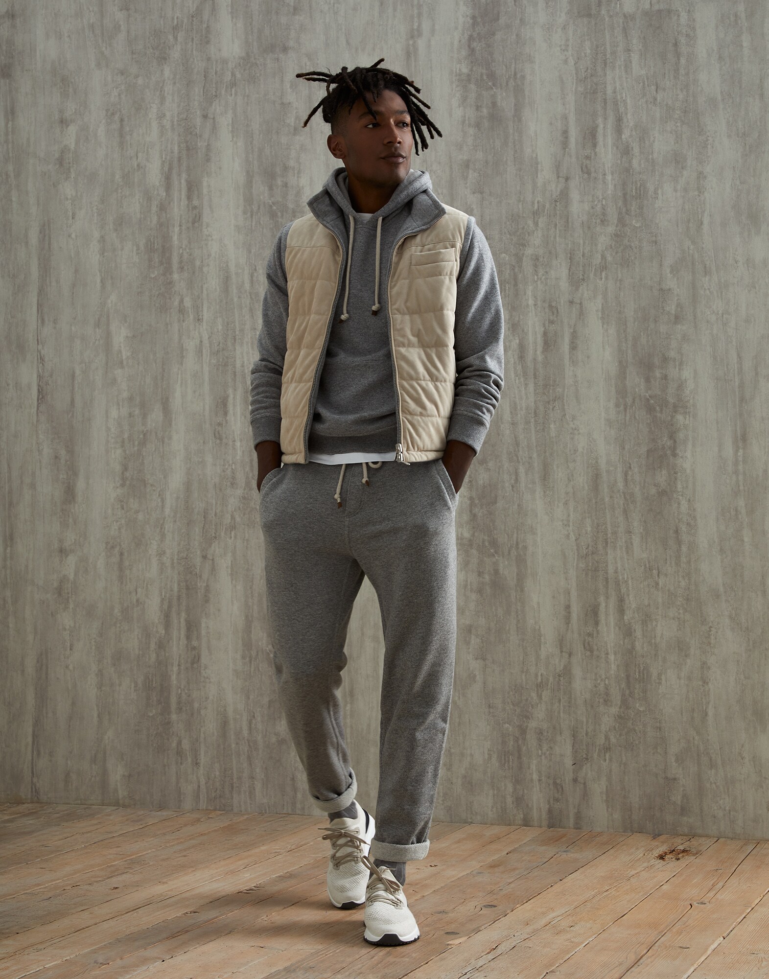 Sweatshirt - Full look