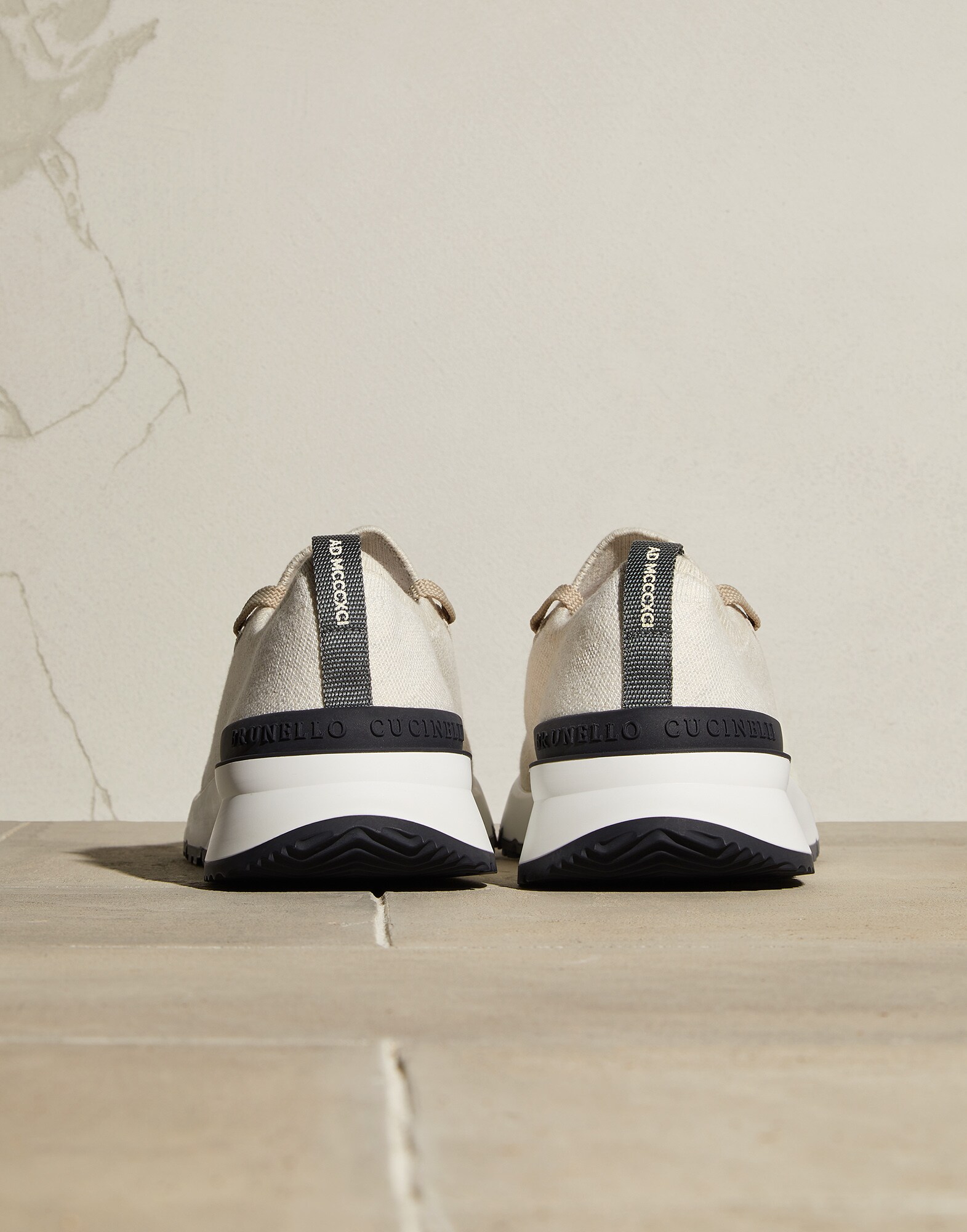 Runners - Back view
