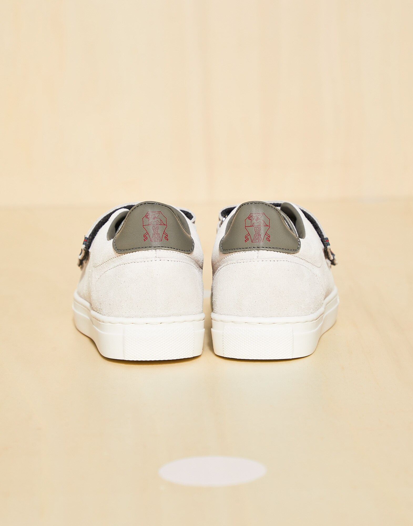 Sneakers - Back view