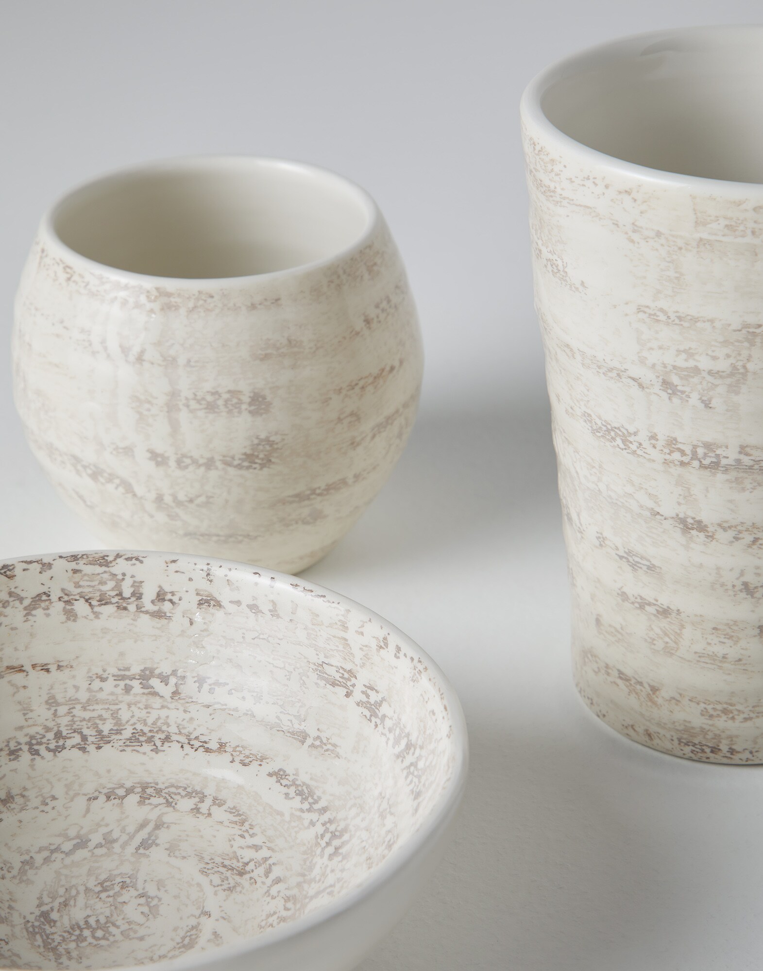 Dinnerware - Detail view