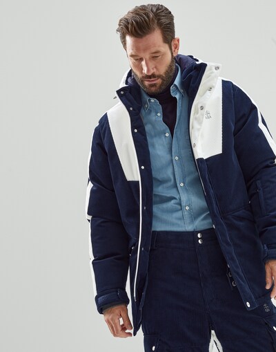 Vêtements Outerwear Mountain - Vue éditoriale