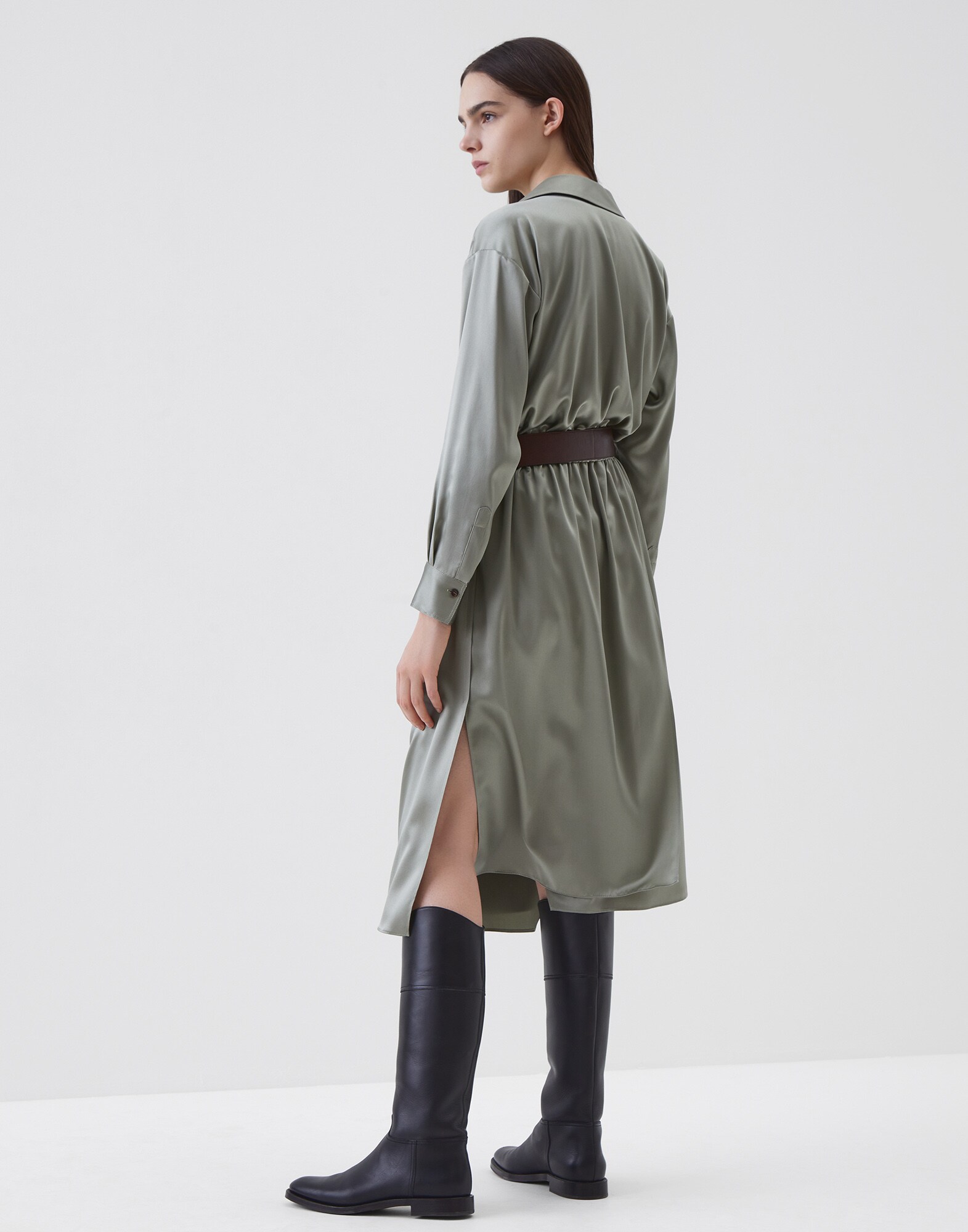 Robe - Back