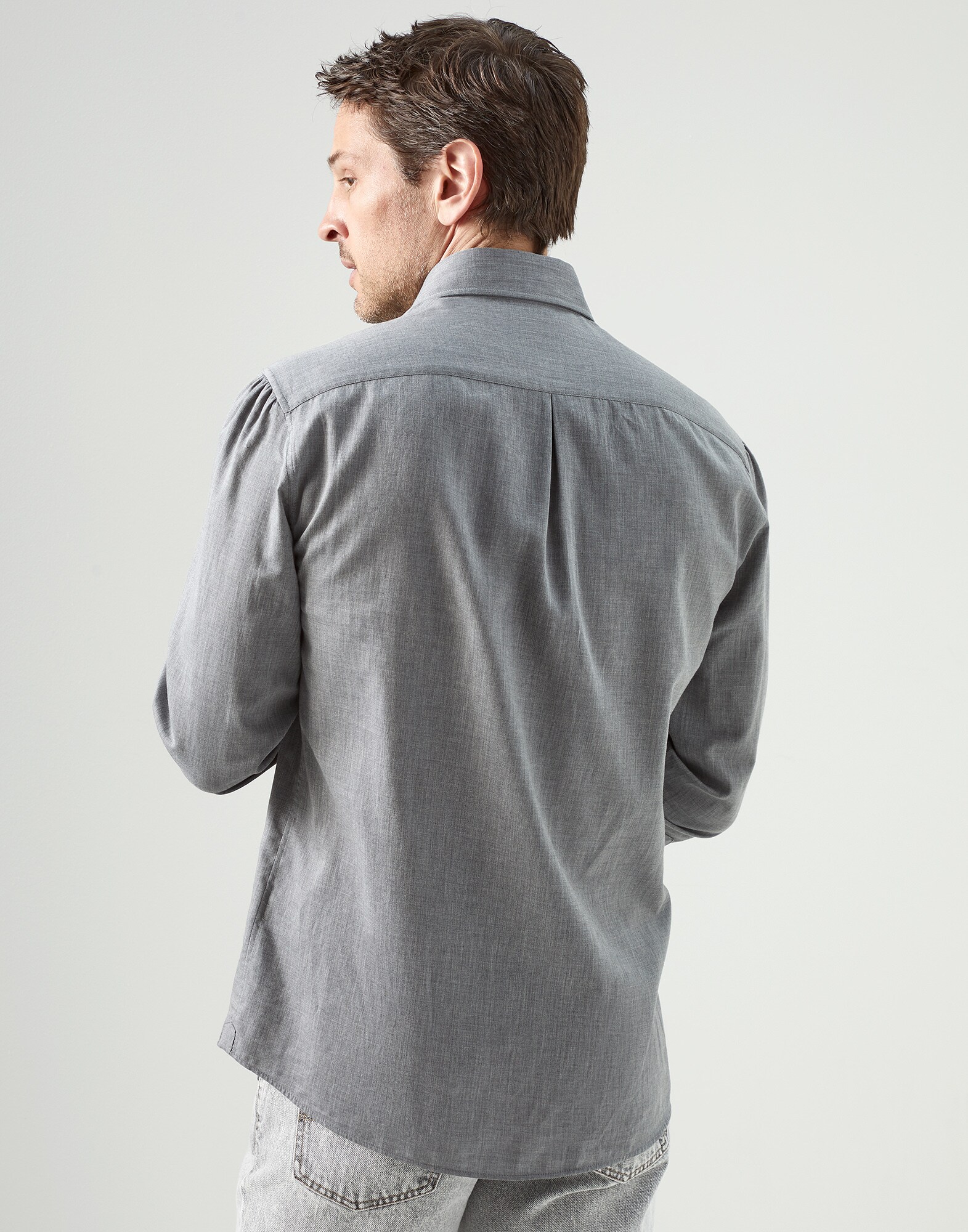 Basic - Back view