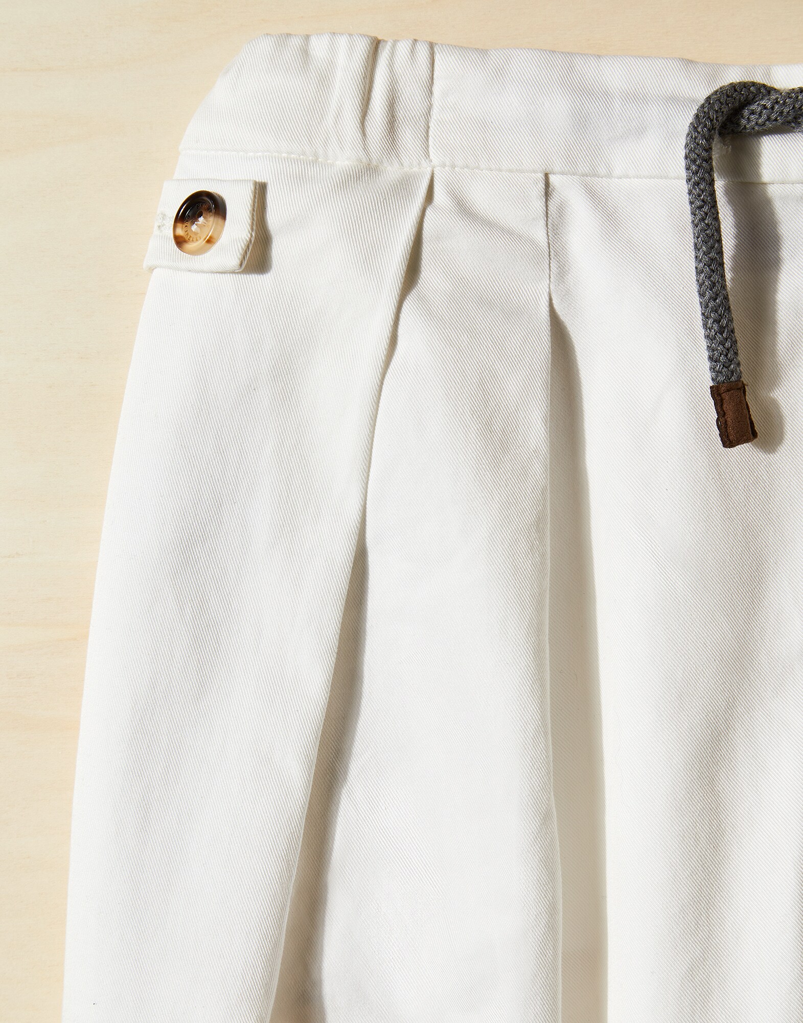 Pants - Detail view