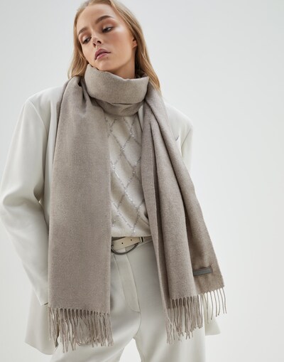 Solid Color - Editorial view