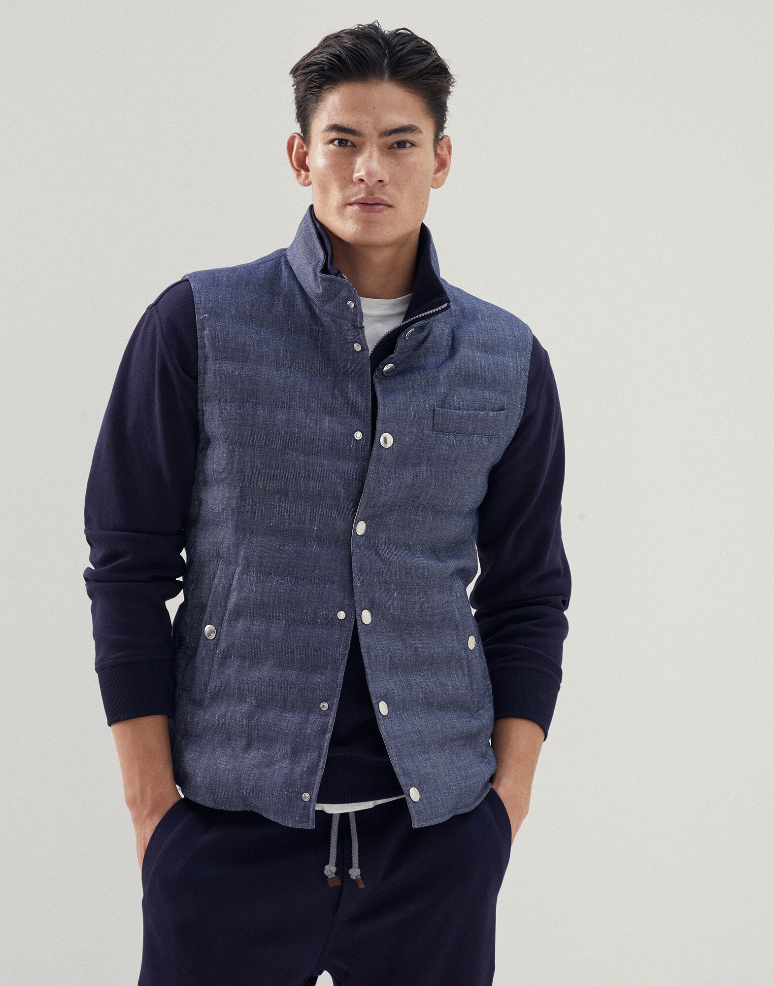 Lightweight down vest