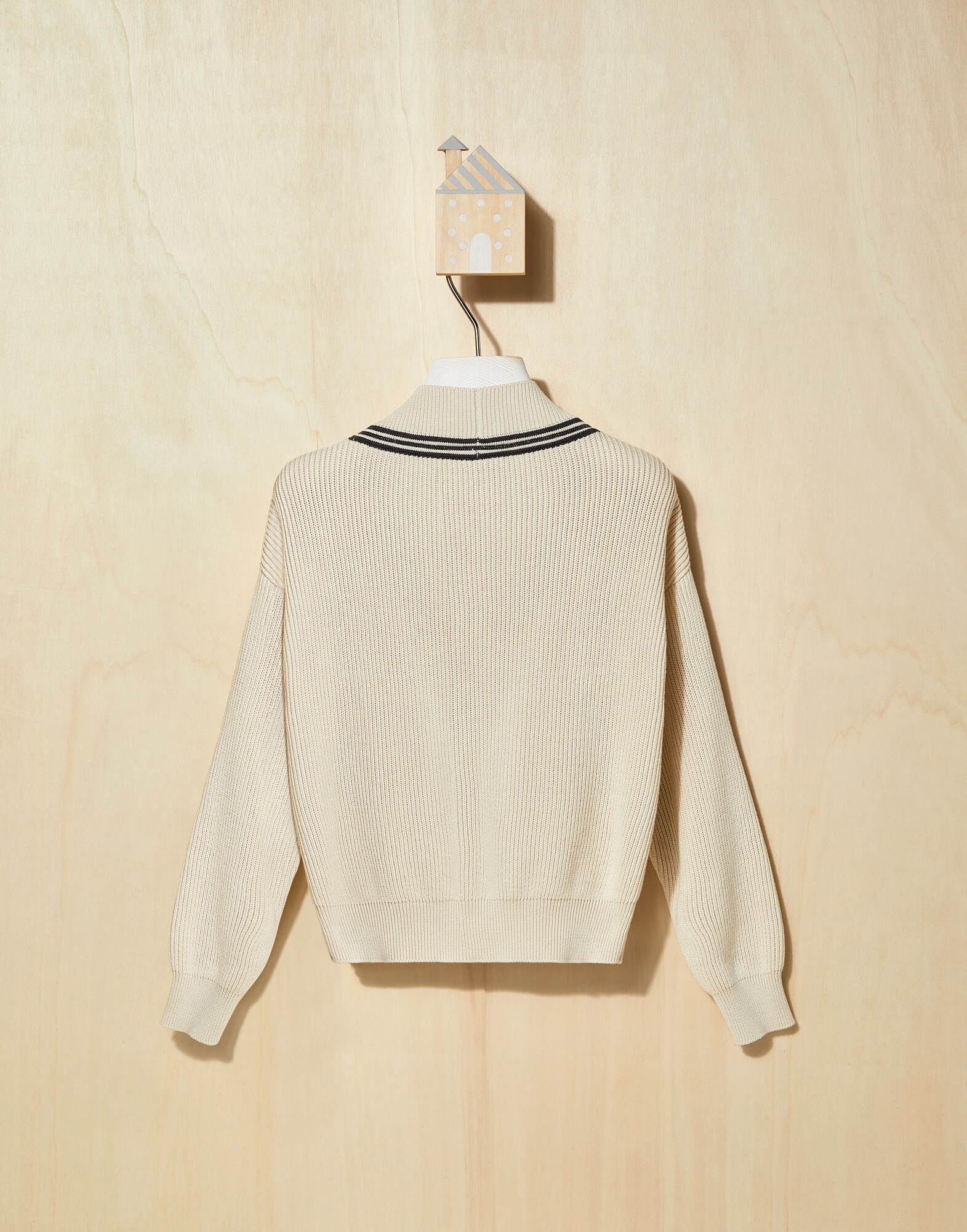 Cardigan - Back view