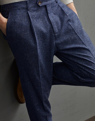 Pleated - Detail view