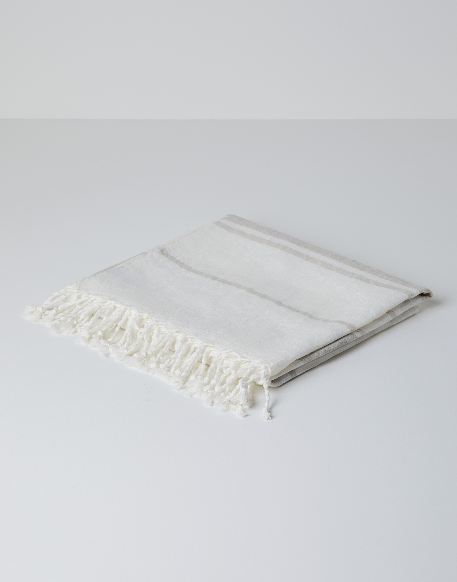 Sparkling linen towel White Lifestyle - Brunello Cucinelli
