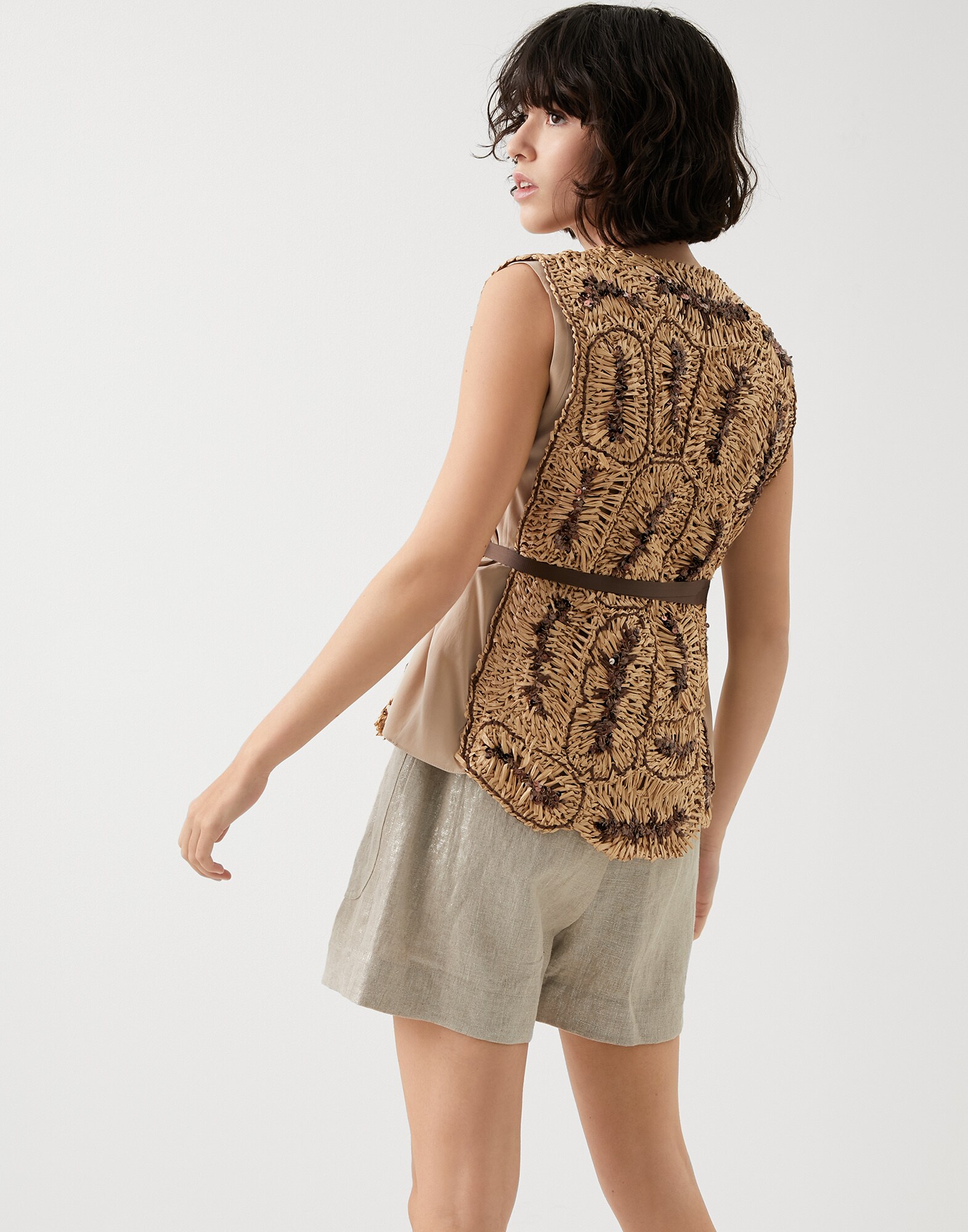 V-neck - Back view