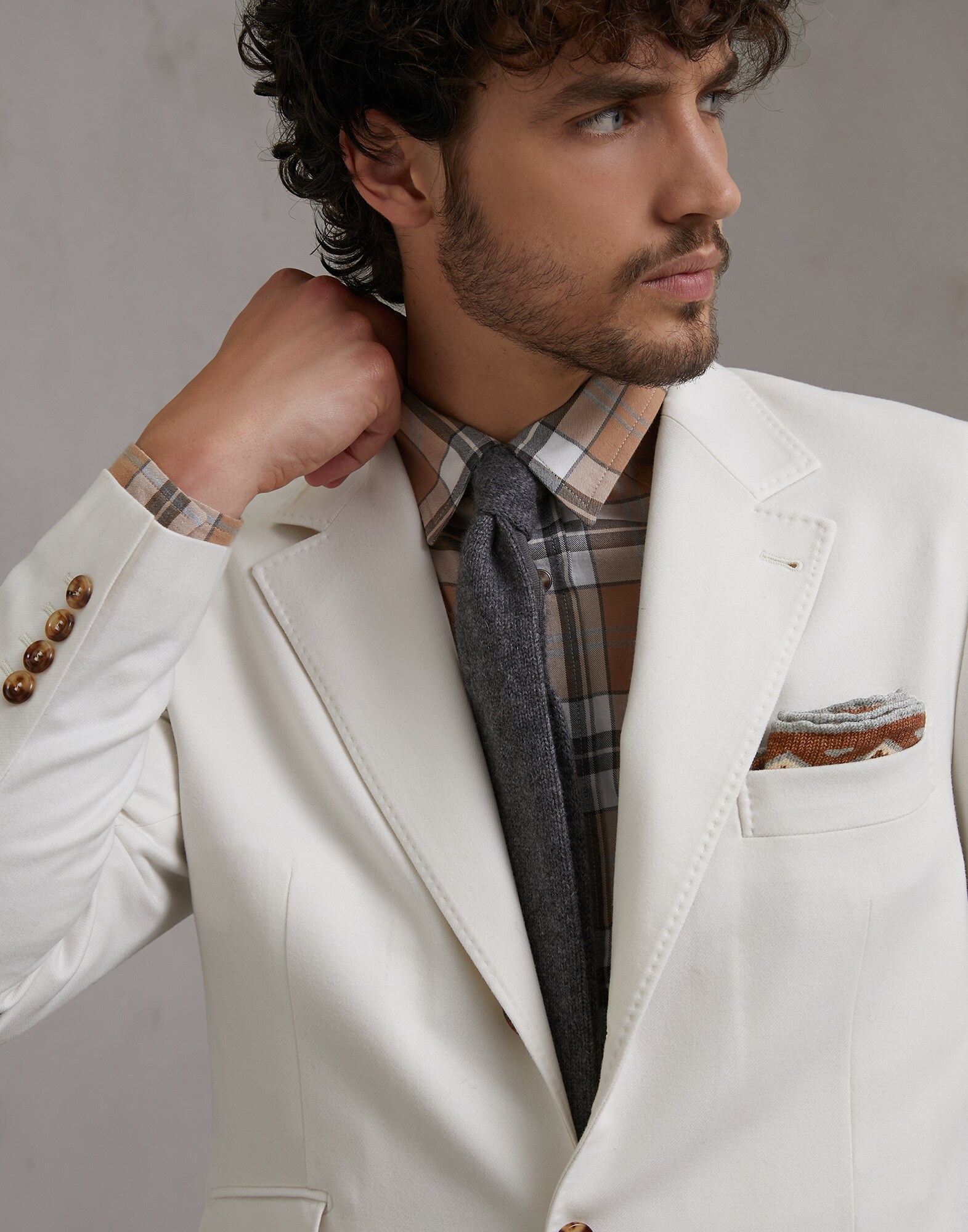 Pocket Square - Editorial