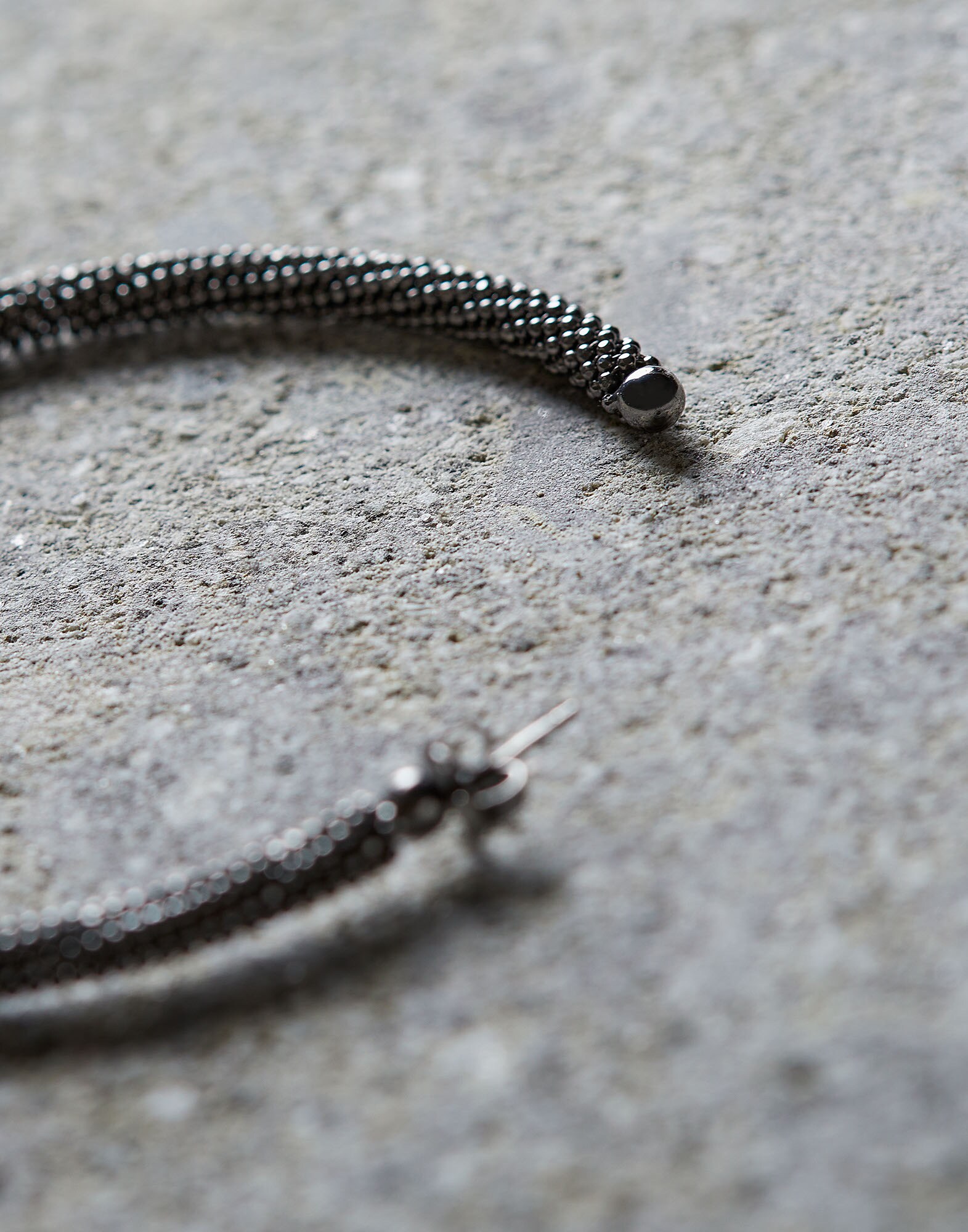 Earrings - Detail