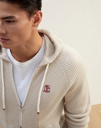 Knit Sweatshirt - Detail view