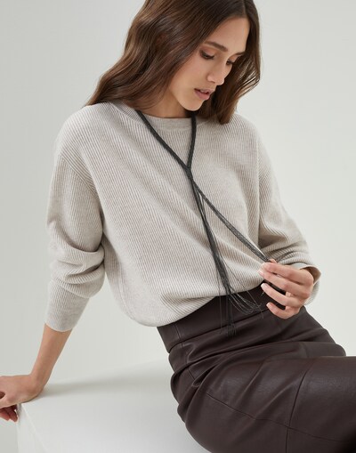 Collar - Vista editorial