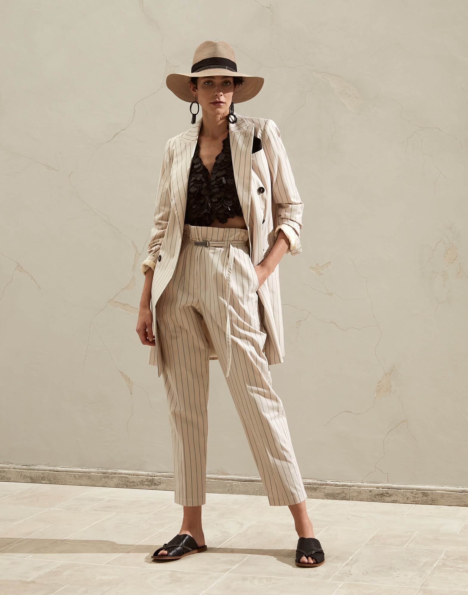 Trousers - Full look